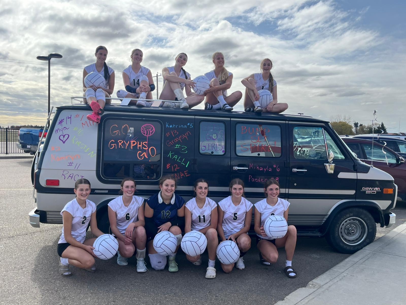 Barrhead Composite Team History: The Senior Gryphon girls had a strong season with multiple top 4 finishes at tournaments. Going undefeated in their last two weeks of play. Highlights for the season would be raising over $300.00 at our home tournament for the oncology department at the Barrhead hospital, that services northern Alberta. Trick or treating down in Strathmore and spending time together as a team.