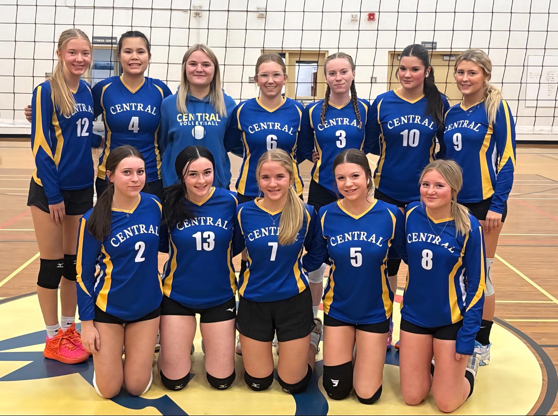 Central High Team History: Central played in 3 tournaments- Camrose, Provost, and Rocky Mountain. We placed well in pool play but lost out in the quarter finals of each tournament. At the of the regular season ranking period Central received an honourable mention.