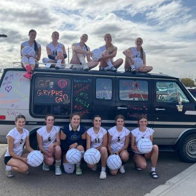 Barrhead Composite Team History: The Senior Gryphon girls had a strong season with multiple top 4 finishes at tournaments. Going undefeated in their last two weeks of play. Highlights for the season would be raising over $300.00 at our home tournament for the oncology department at the Barrhead hospital, that services northern Alberta. Trick or treating down in Strathmore and spending time together as a team.
